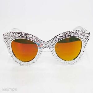 Hot sale fashionable <em>sunglasses</em> with silver frame
