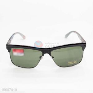 Light cool <em>Sunglasses</em> with green mirror