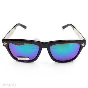 Color Lenses <em>Sunglasses</em> With Star Decoration