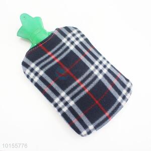 Hot sale rubber hot water bag with checked plush cover