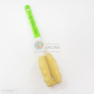 High Quality Sponge Cleaning Brush with Plastic Handle