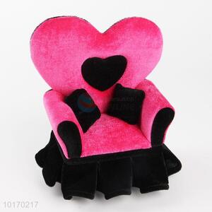 <em>Chair</em> shaped decorative velvet jewelry box