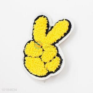 Wholesale Cheap Towel Embroidery Ok Gesture Patches for Promotion