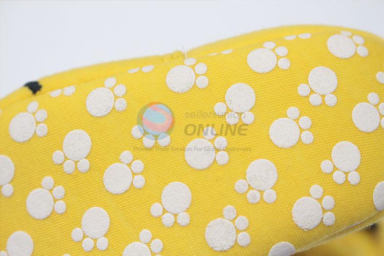 Customized lovely bee design baby shoes
