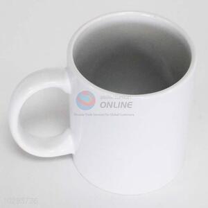Simple Style White Color Ceramic Cup with Handle