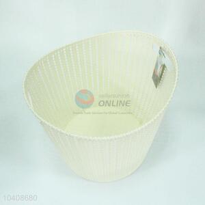 White simple cheap laundry bucket