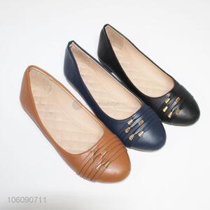 Wholesale Cheap Leather Shoes Casual Flat Shoes Woman