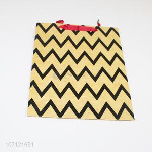 Factory Wholesale Custom <em>Paper</em> Gift Bag With <em>Handles</em>