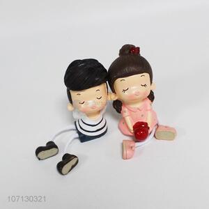Low price resin figurines outseam doll for home decoration