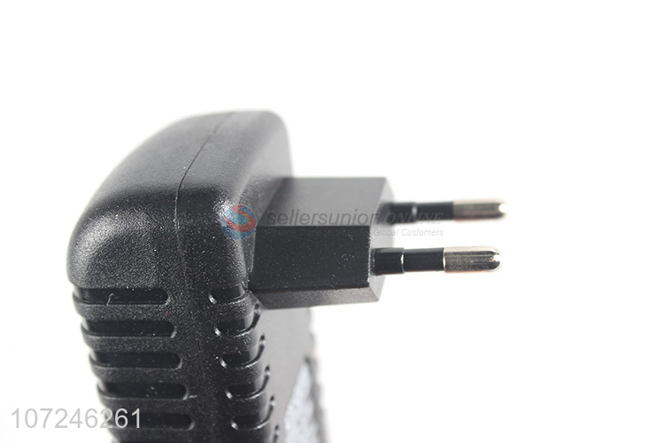 High quality universal AC/DC adaptor charger with round pins