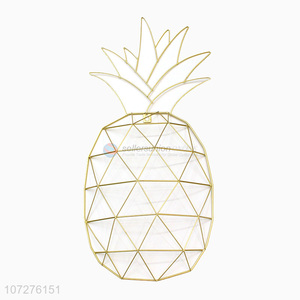 Best selling home decoration gold pineapple shape metal wire photo frame