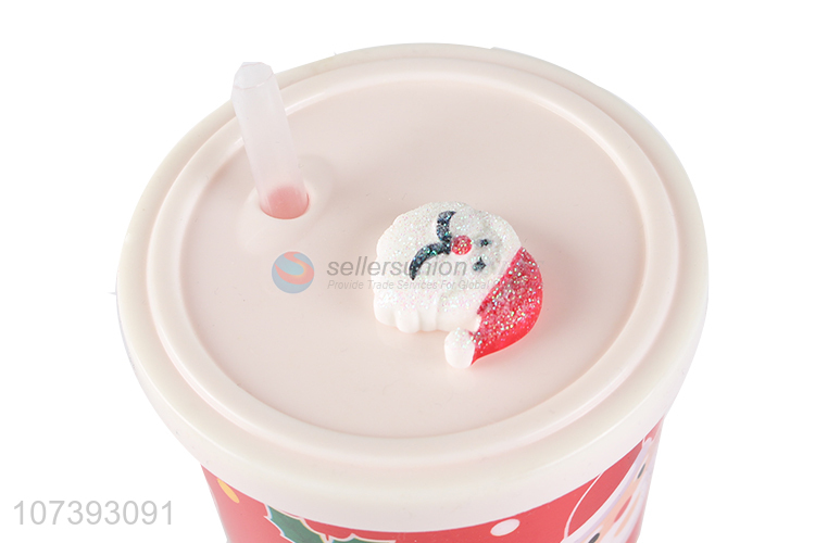 Unique Design Santa Pattern Christmas Plastic Water Cup With Straw