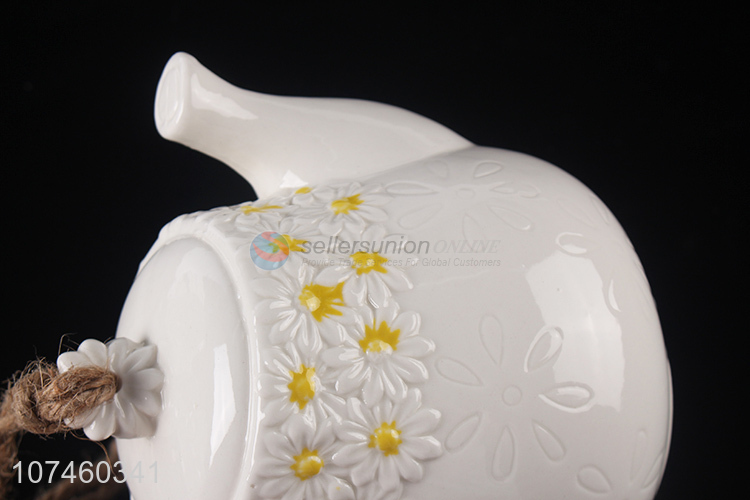 Custom Teapot Shape Ceramic Bird Feeder Fashion Porcelain Crafts