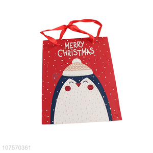 Competitive price Christmas penguin paper gift bag glitter packing bag
