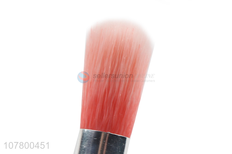 China manufacturer popular cosmetic eyeshadow brush with wooden handle