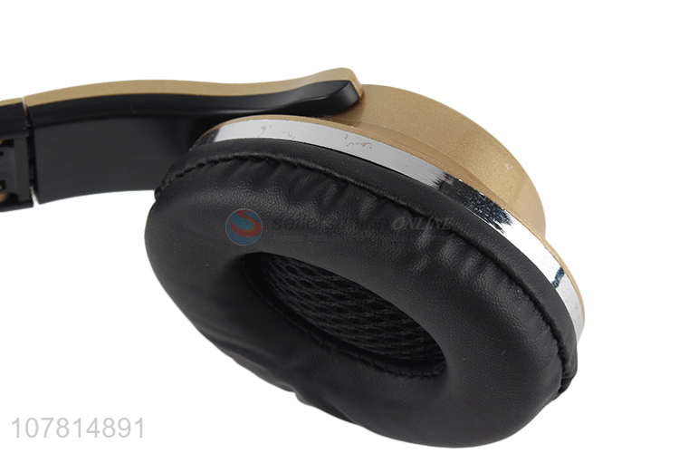 Wholesale golden foldable headset telescopic earphone