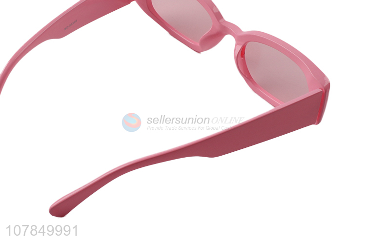Promotional Ladies Sunglasses Fashion Sun Glasses With Good Quality