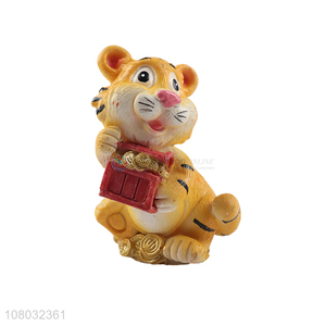 China sourcing tiger shape resin new year ornaments for sale