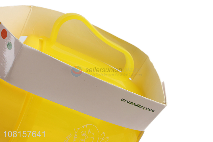 Good price 180ml safety baby spout cup with handle wholesale