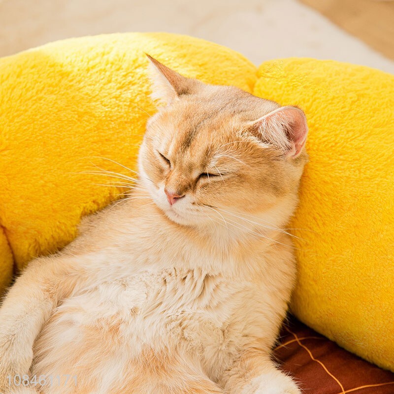Hot sale flower shaped soft warm washable cat cushion bed cat nest