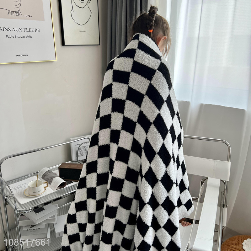 Hot sale checker pattern throw blanket soft cozy office nap blanket