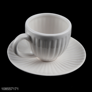 Factory price white <em>ceramic</em> coffee <em>cup</em> with saucer
