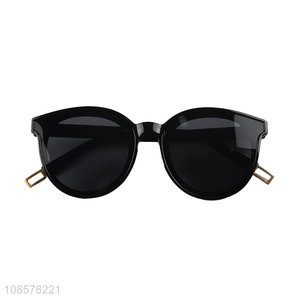 China imports UV400 protection retro <em>sunglasses</em> for adult