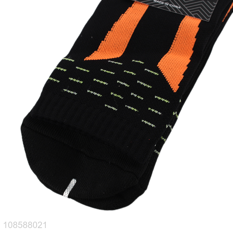 Factory price men's athletic crew socks thick sports basketball socks