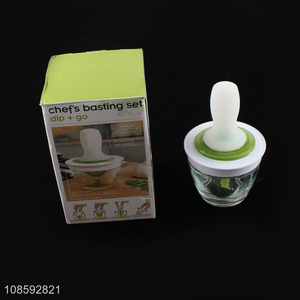 China factory kitchen gadget oil brush oil bottle set