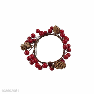 Yiwu market pinecones berries decorative artificial christmas wreath