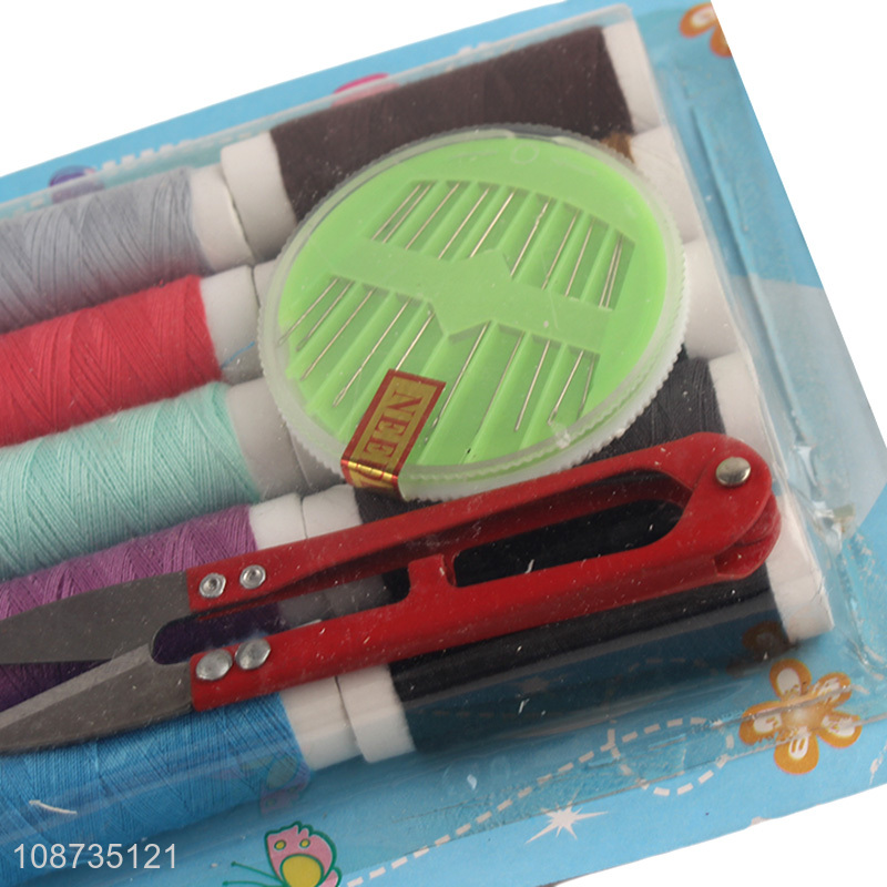 Hot selling sewing kit with needles, threads and yarn thread nips
