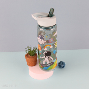 Good price 700ml water bottle with flip <em>straw</em> for kids
