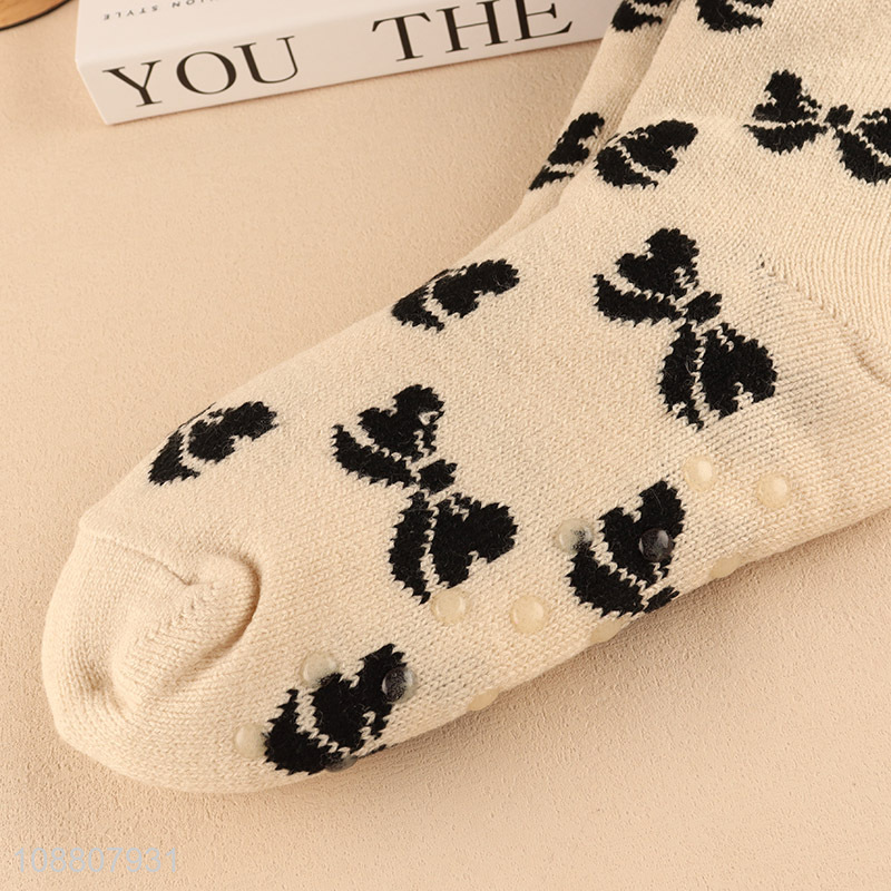 High quality women winter cozy slipper socks with gripps