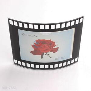 Creative curved black photo frame