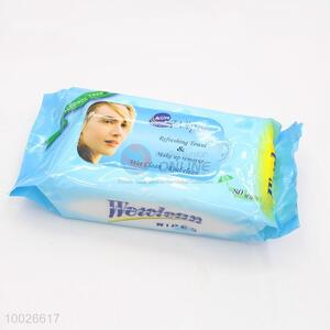 Wet wipe/make up remover for lady