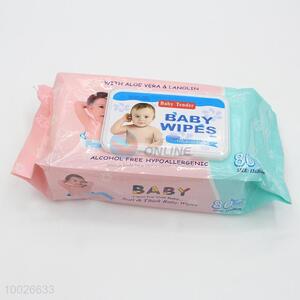 Comfotable soft wet wipe for baby