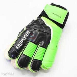 Football soccer protective goalkeeper gloves