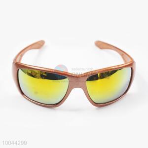 Wholesale Golden Color Fashion PC Sunglasses
