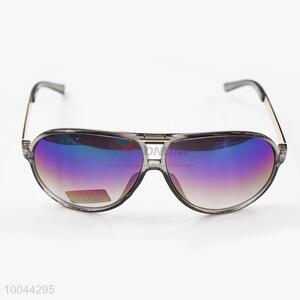 Wholesale High Quality Grey Fashion PC Sunglasses