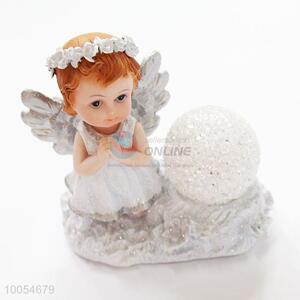 Resin Crafts Home Decorations White Angle Figurine with Ball