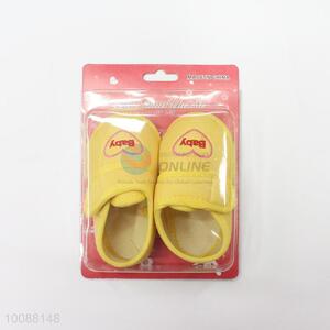 Yellow soft newborn baby shoes