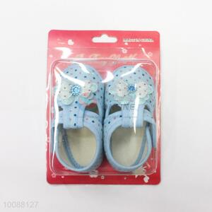 Blue dot pattern newborn baby shoes