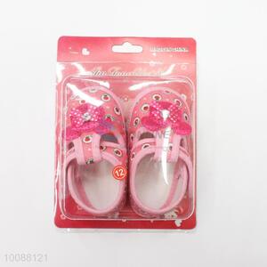 Comfortable pink newborn baby shoes