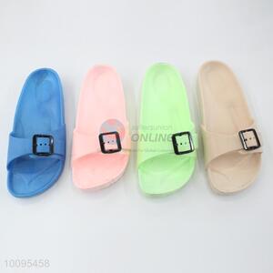 Comfortable indoor buckle slippers