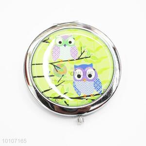 Green Lovely Owl Pattern Round Shape Metal Pocket Makeup Mirror