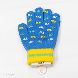Comfortable soft knitted children gloves