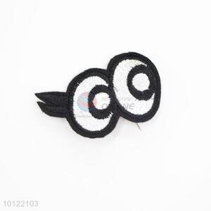 Hot selling black eyes mbroidery patch