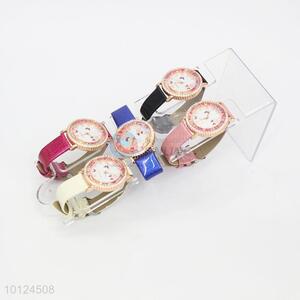 New Fashion Woman Hand Bracelet Watch