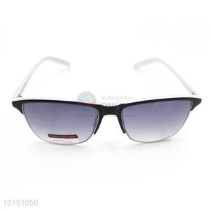 High Quality Summer Sunglasses With White Legs