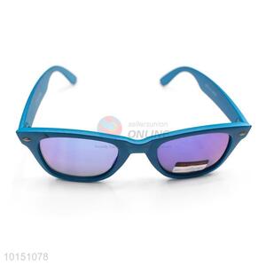 Wholesale Fashion And Light Outdoor Sunglasses
